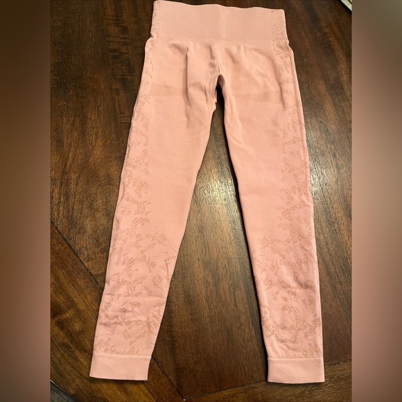 Gymshark women leggings small - Picture 2 of 3